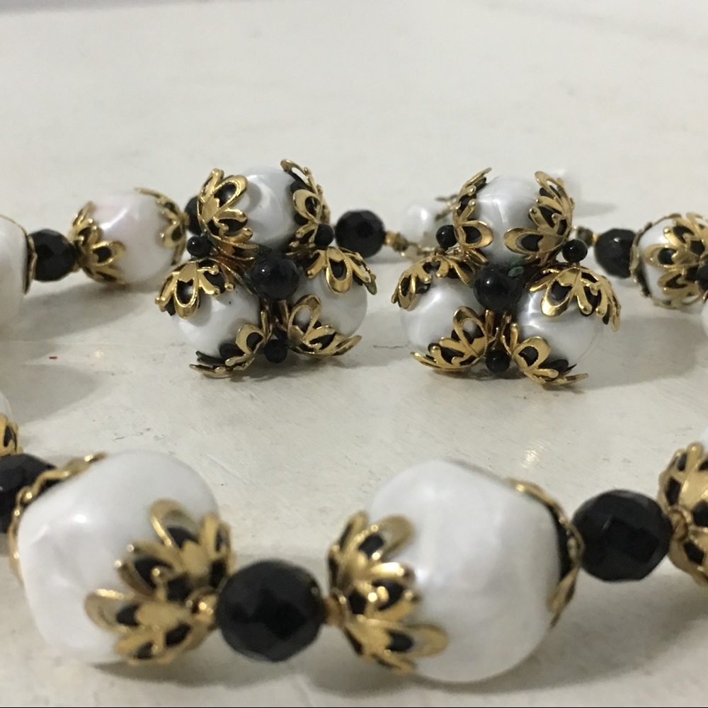 Vintage Unsigned Esque Demi-Parure Set - Picture 2 of 8